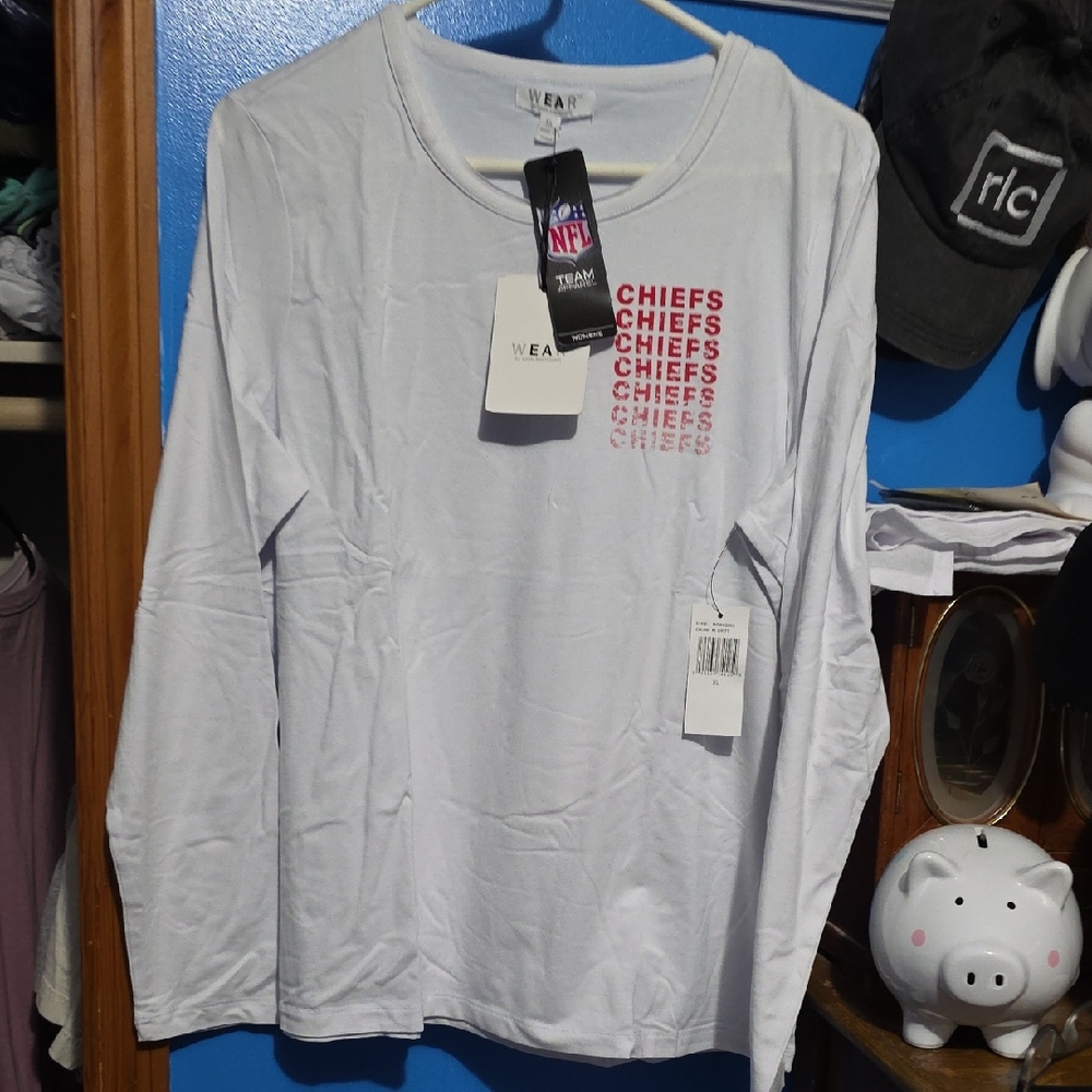 WEAR Women's Long Sleeve Chiefs Tee - White